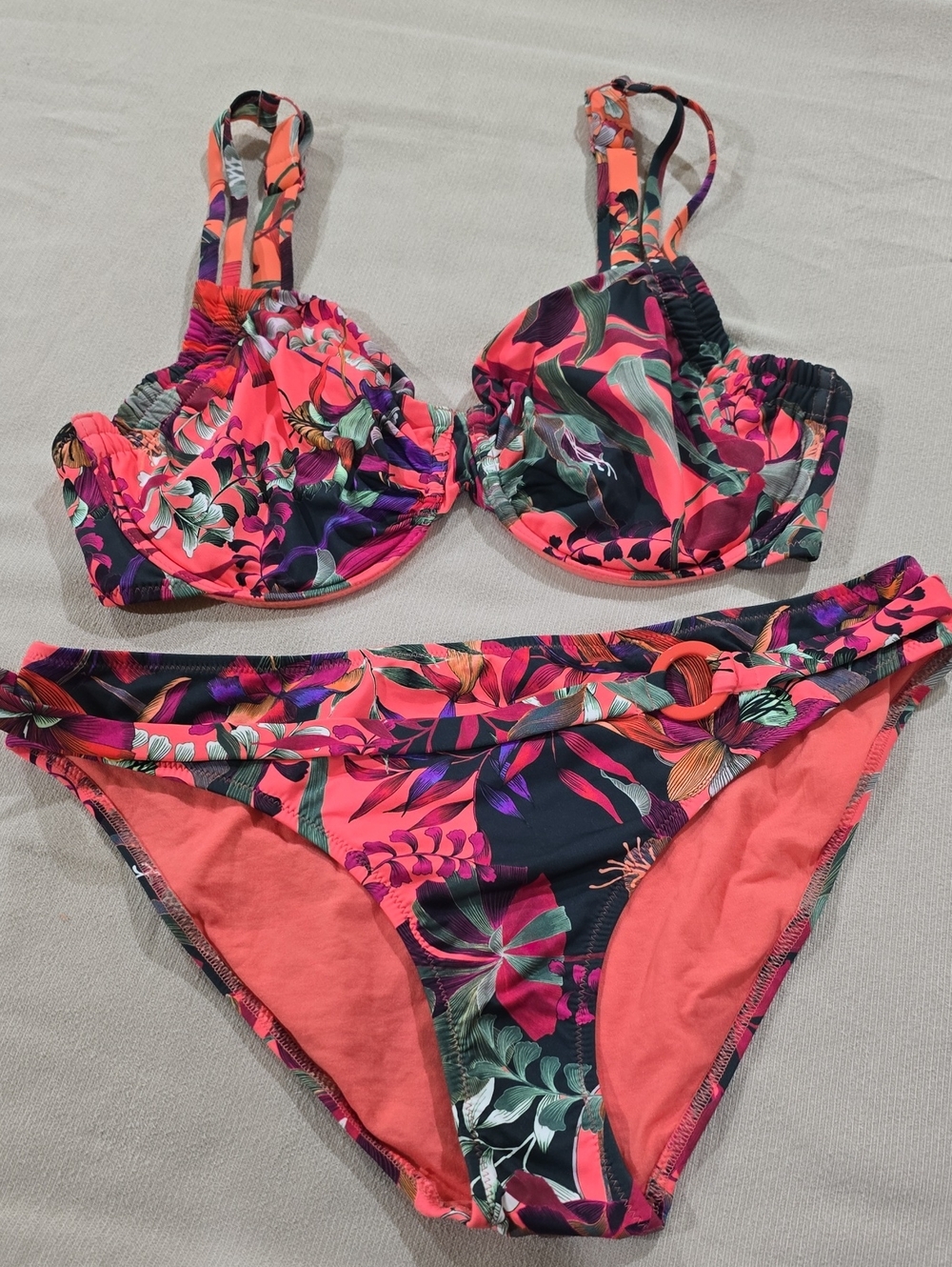 NWOT-Lascana Floral Bikini